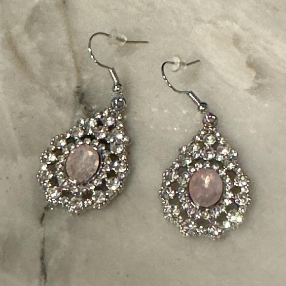 4pc pink / silver jewelry set 1 necklace 1 bracelet 2 sets earrings - Picture 3 of 5